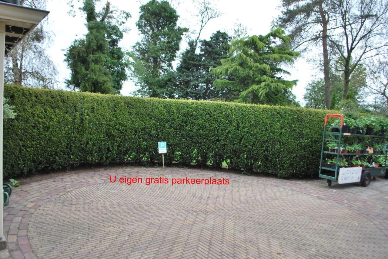 Villa De Riekhoff Een-West Esterno foto